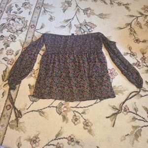 Off the shoulder American Eagle Top